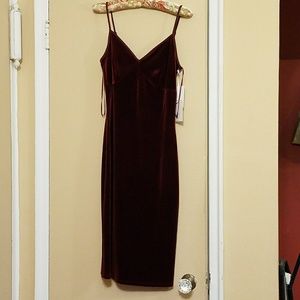 velour body-con spaghetti strap v-neck dress